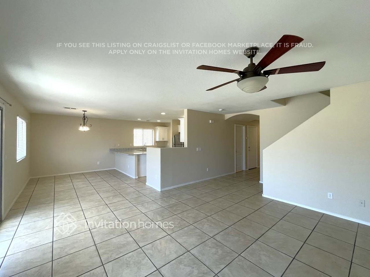 10821 W Taft St - Photo 5 of 19