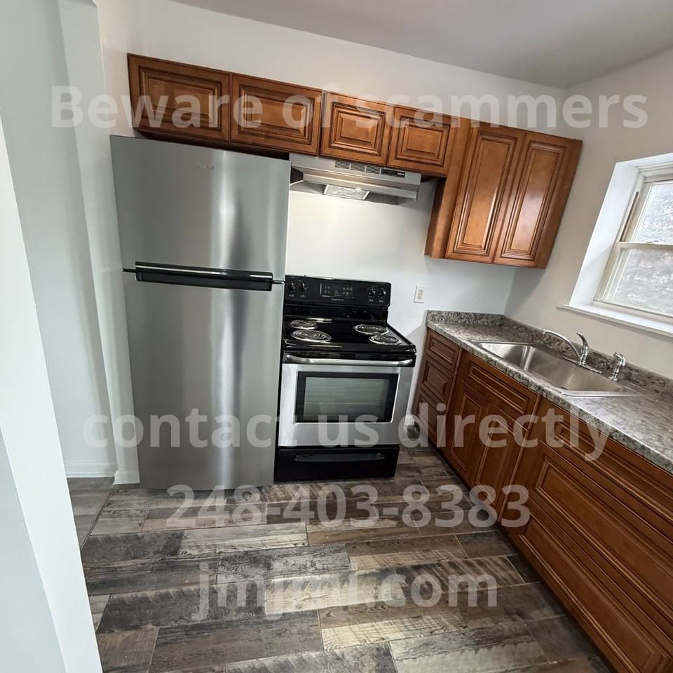 51 S Francis Ave #4 - Photo 2 of 7