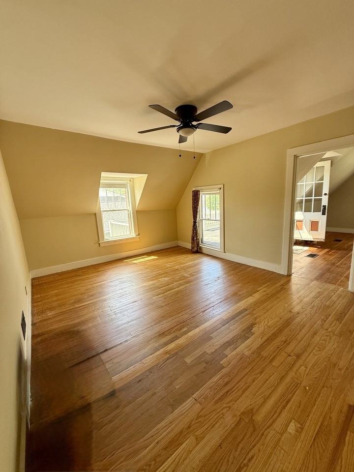 263 School St #2 - Photo 2 of 11