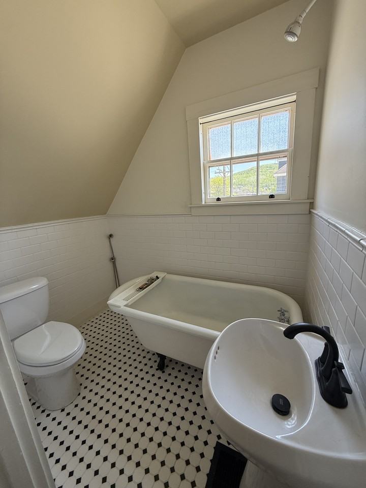 263 School St #2 - Photo 7 of 11
