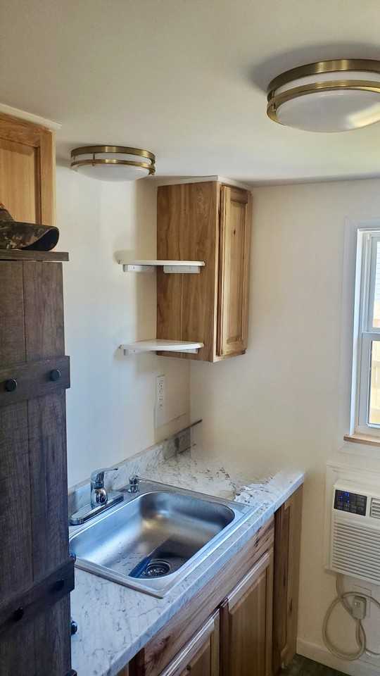 402 Pine St #1 - Photo 3 of 8