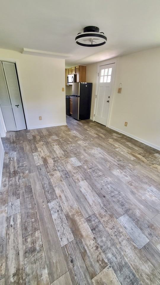 402 Pine St #1 - Photo 4 of 8