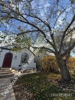 featured image of 3337 Angus St