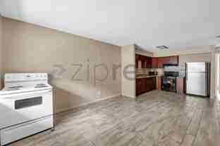 8117 N Mulberry St #B - Photo 1 of 1