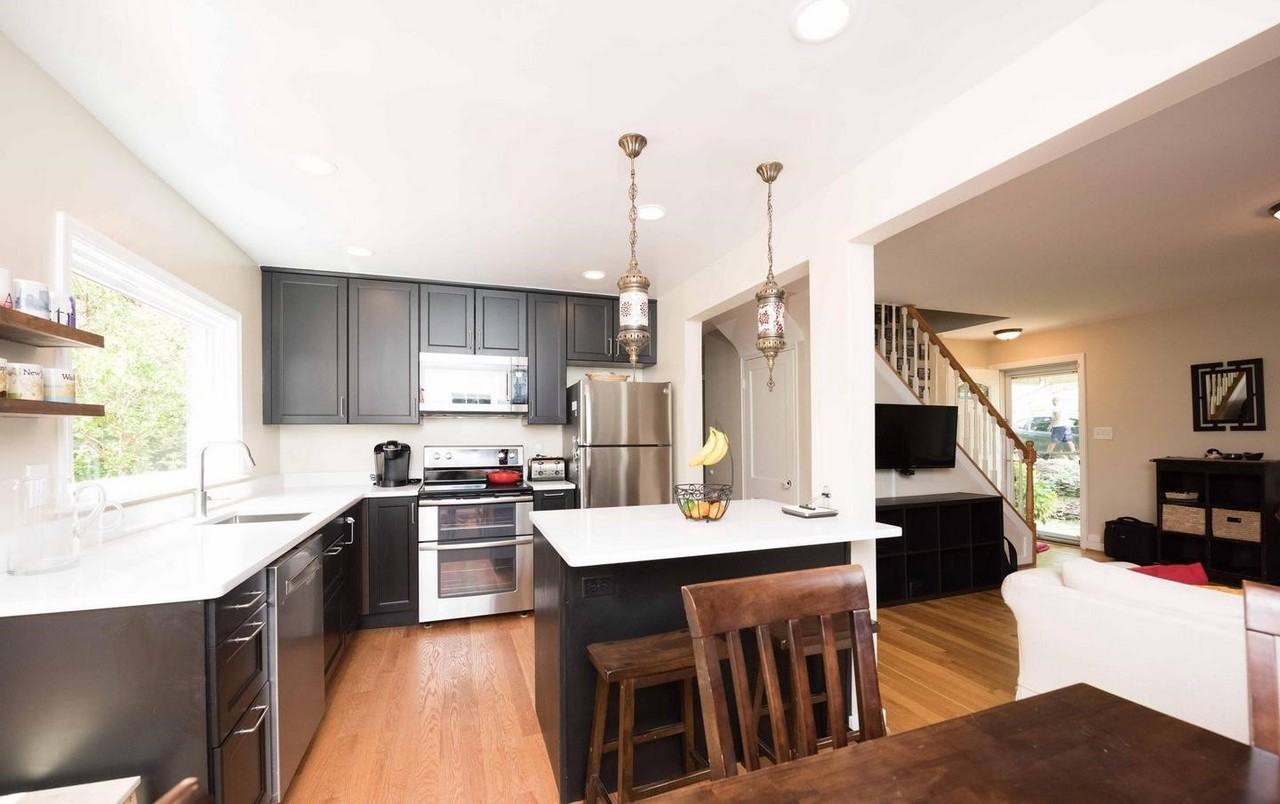 2416 S Culpeper St #1 - Photo 4 of 24