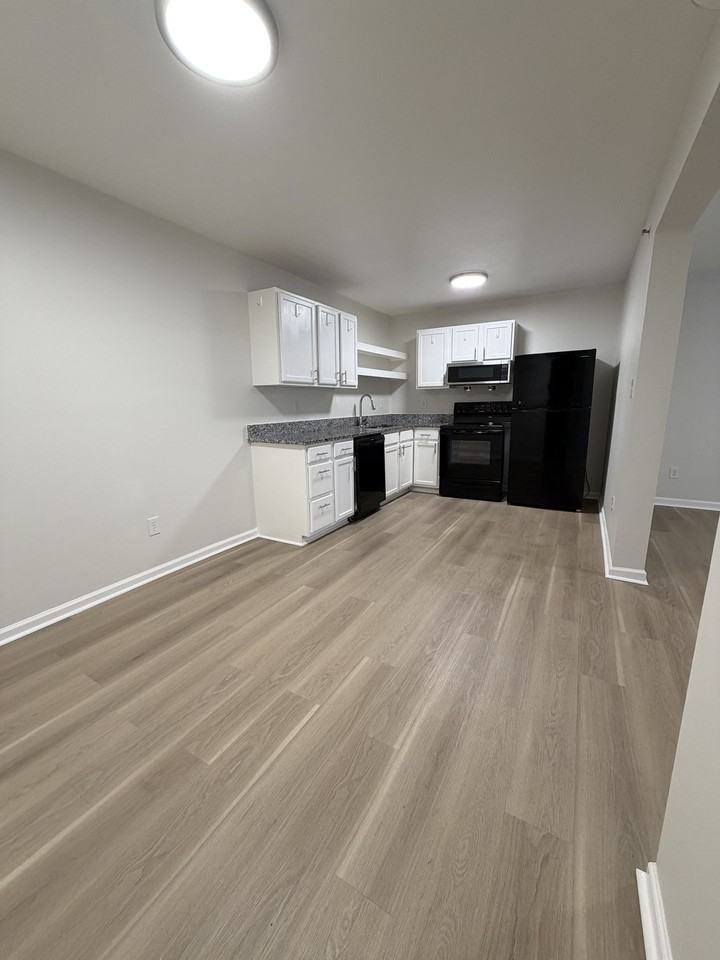 Liberty View Apartments - Photo 3 of 13