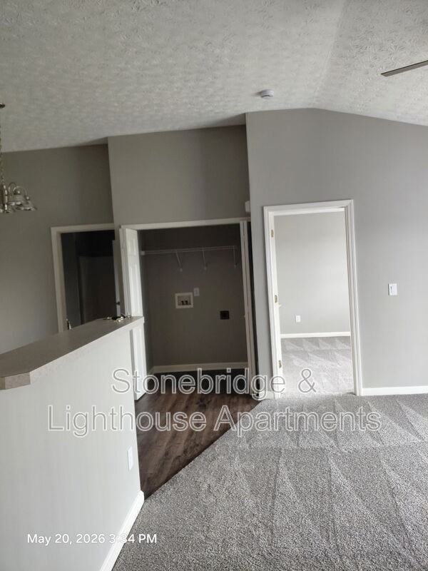 1215 Lighthouse Cv - Photo 2 of 7