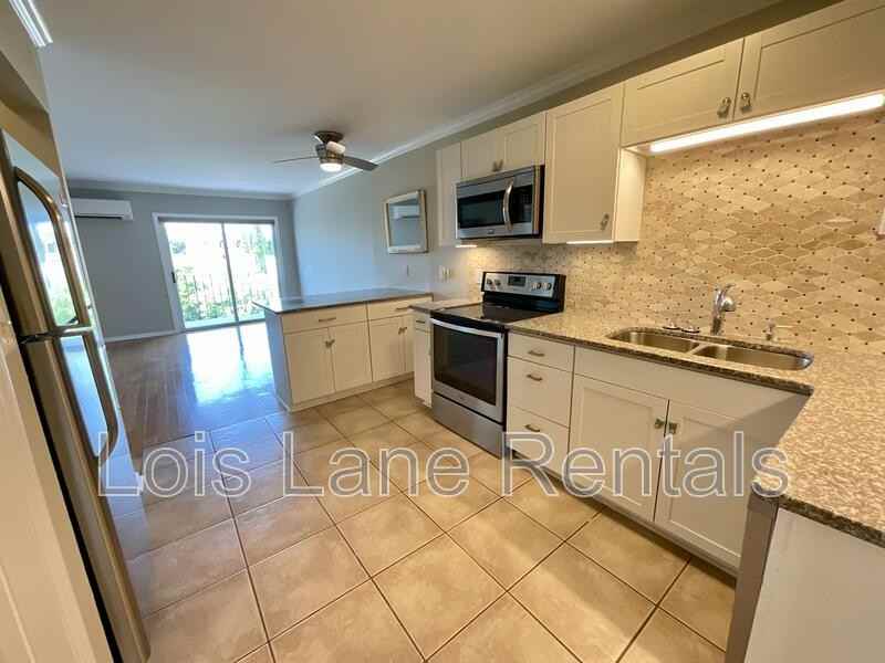 259 E Bay St - Photo 4 of 15
