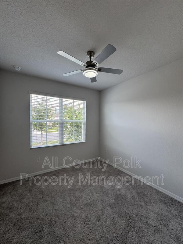 851 Folklore Ln - Photo 4 of 45