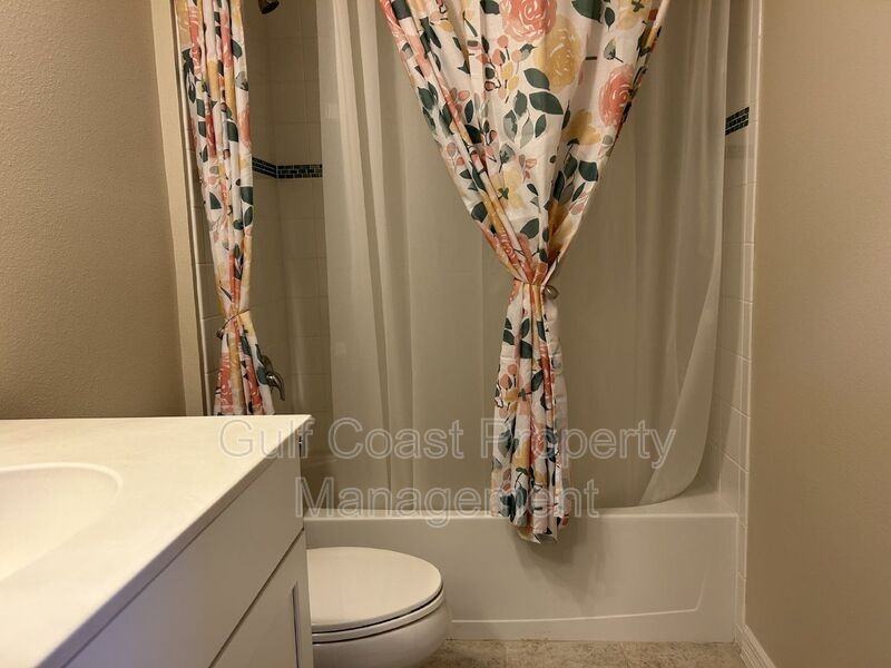 12721 Sagewood Dr - Photo 7 of 27