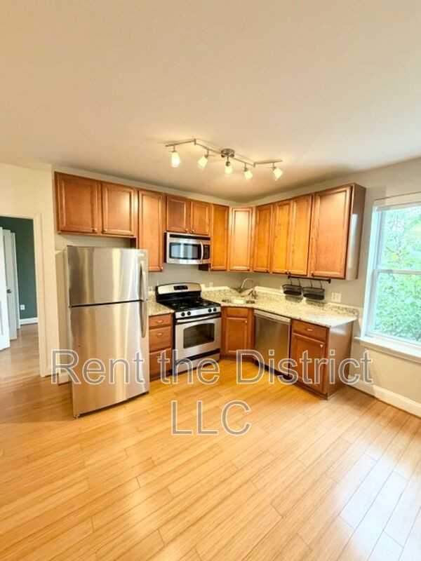 3318 Sherman Ave Nw #206 - Photo 2 of 12