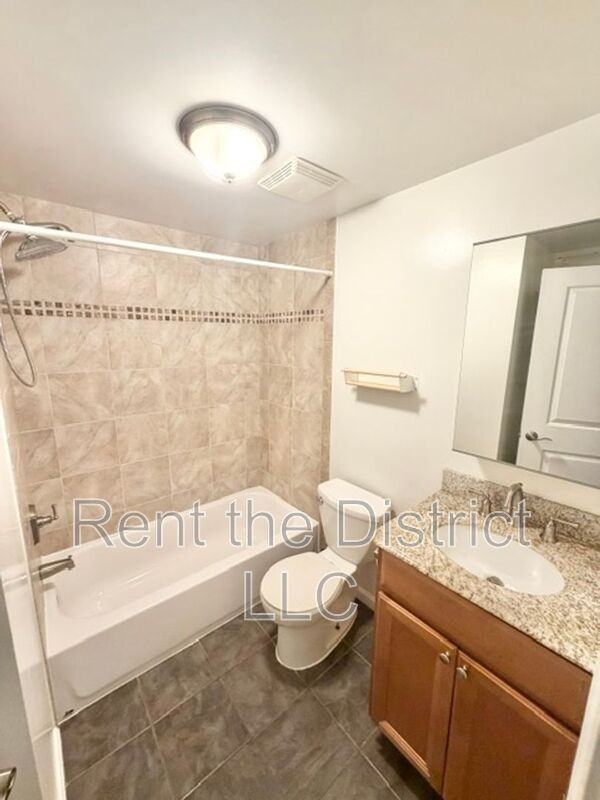 3318 Sherman Ave Nw #206 - Photo 6 of 12