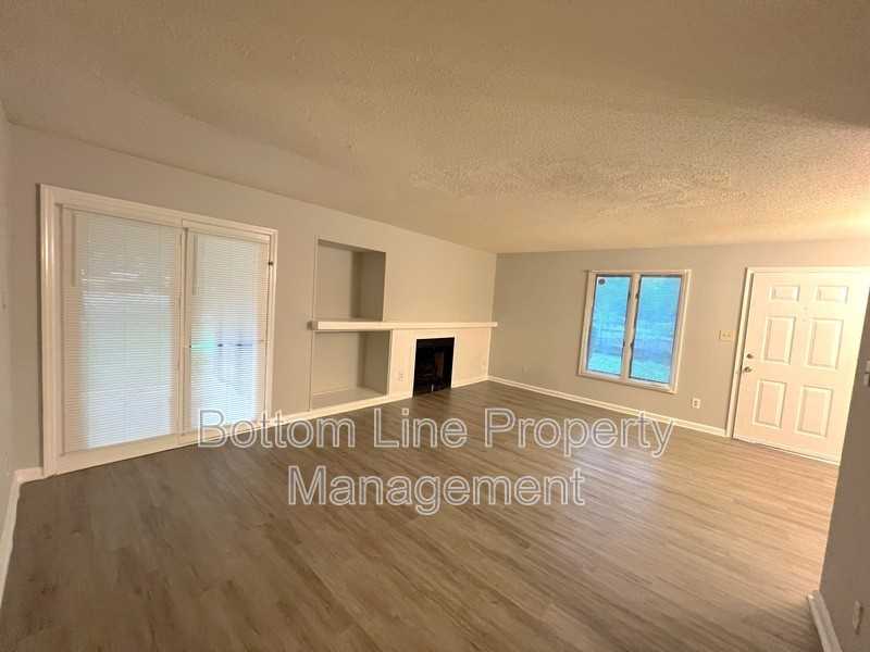 1840 J Julian Ln #A - Photo 2 of 16