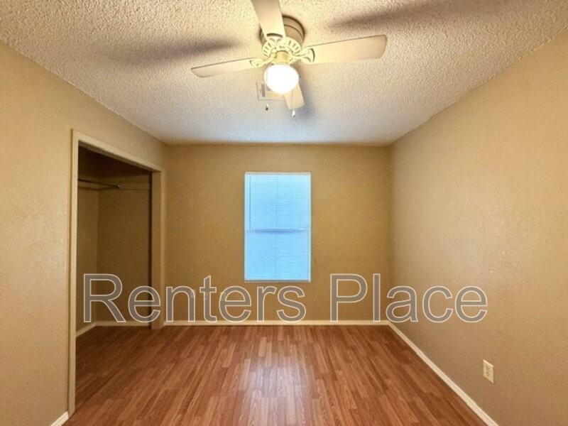 4233 S 35th West Ave - Photo 7 of 11