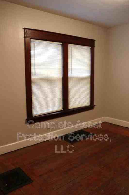 308 Harrison St - Photo 5 of 21