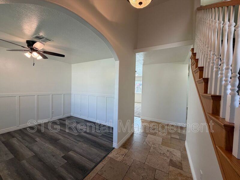 135 Nw - Photo 3 of 48