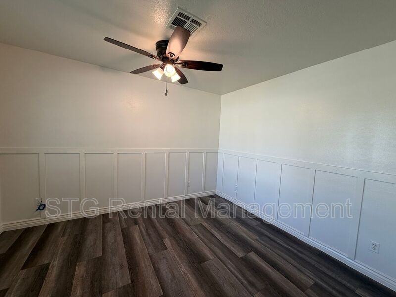 135 Nw - Photo 4 of 48