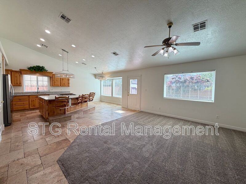 135 Nw - Photo 7 of 48