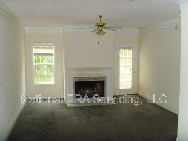 105 Bradford Pl - Photo 3 of 5