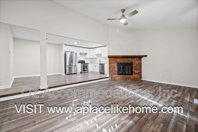 13909 Falkirk Cir - Photo 6 of 40