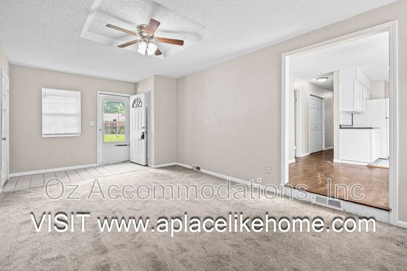 4934 Appleton Ave - Photo 5 of 25