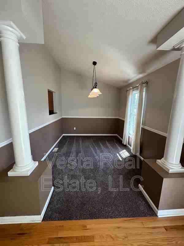 3102 Auburn Rd #3102AUBUR - Photo 3 of 16