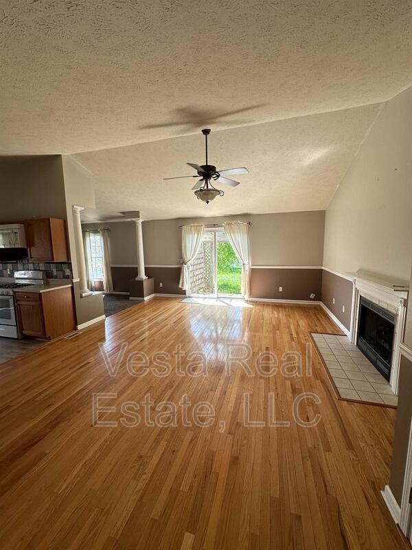 3102 Auburn Rd #3102AUBUR - Photo 4 of 16