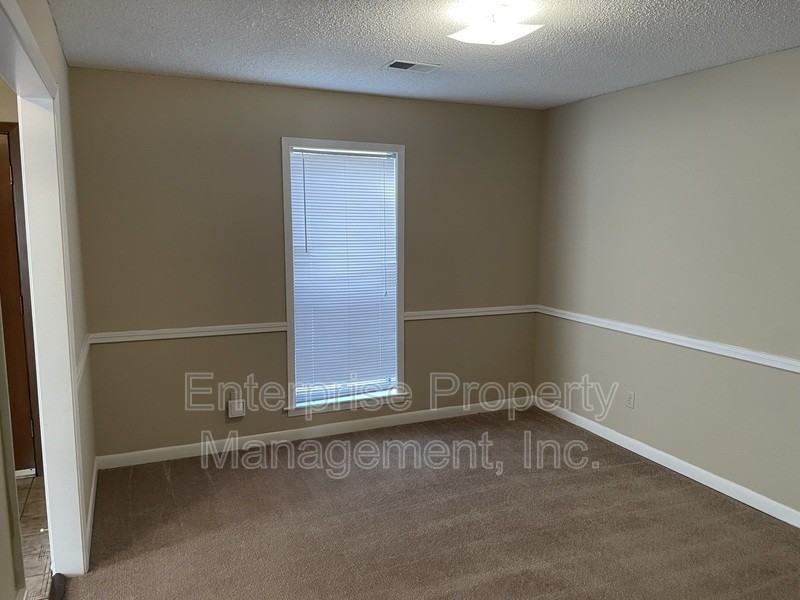 384 Sherburne Cv - Photo 7 of 21