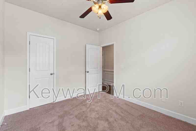 801 Trailside Ct - Photo 5 of 22