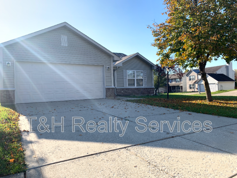 10341 Whitewater Ln - Photo 2 of 21
