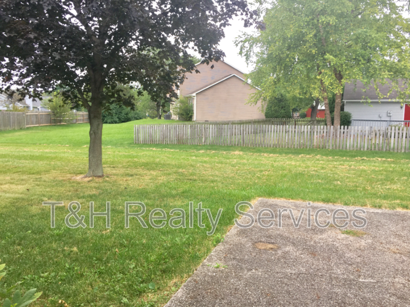 8114 Jade Ct - Photo 2 of 18