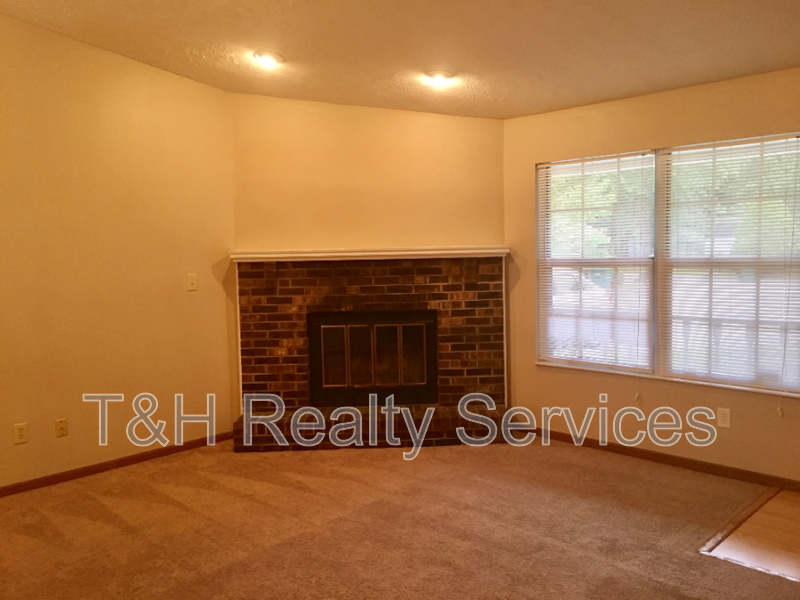 8114 Jade Ct - Photo 4 of 18