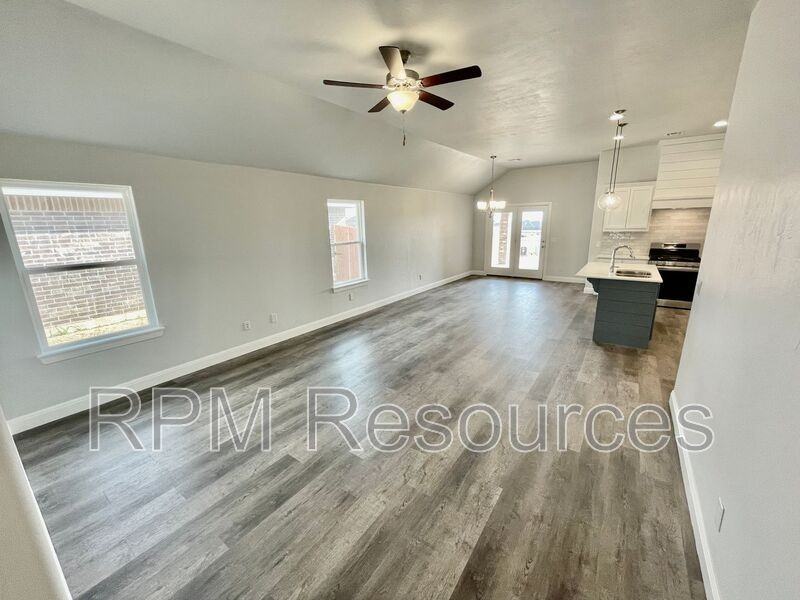 9100 Yassir Blvd - Photo 2 of 17