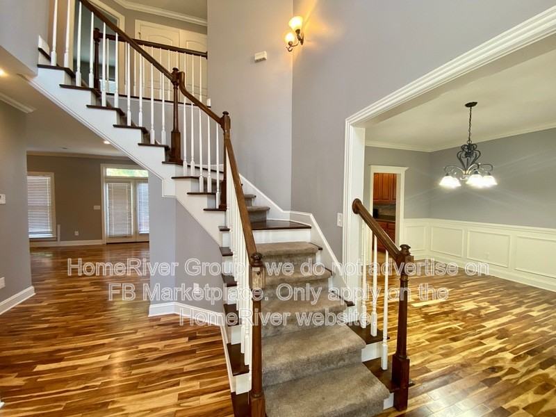 5721 Caney Ridge Cir - Photo 4 of 30