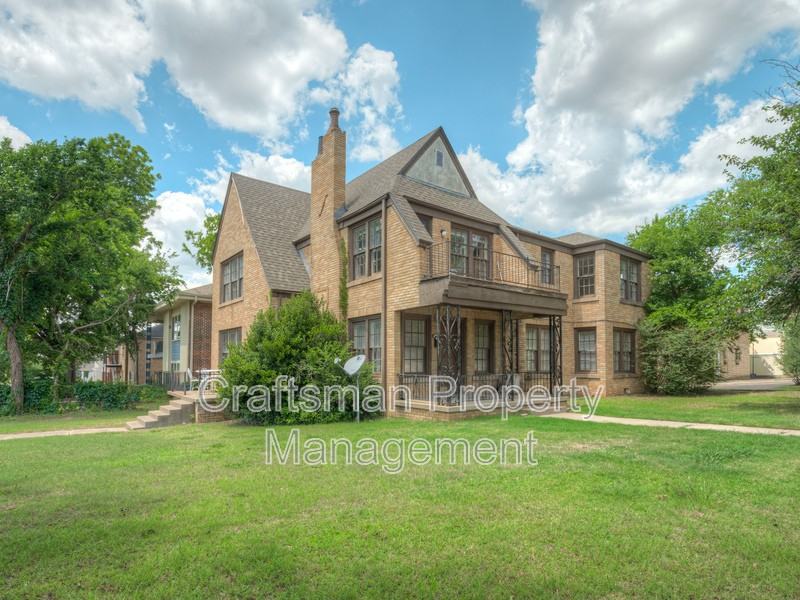 2301 N Florida Ave - Photo 2 of 44