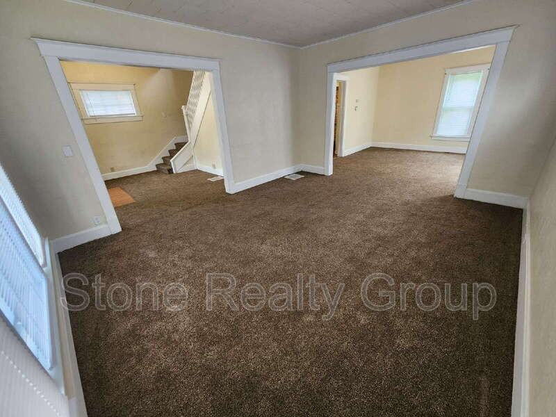 339 Nebeker St - Photo 3 of 11