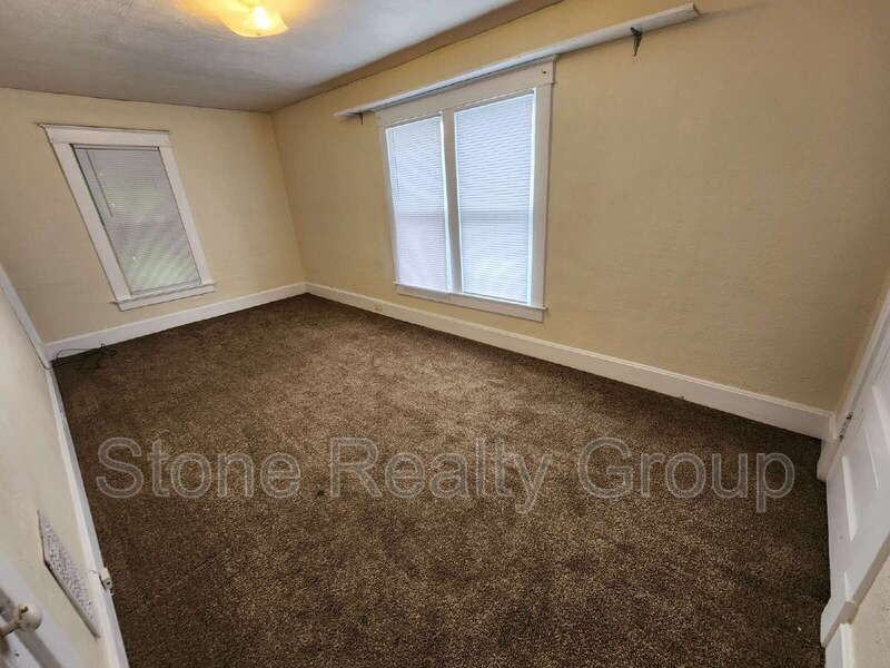339 Nebeker St - Photo 7 of 11