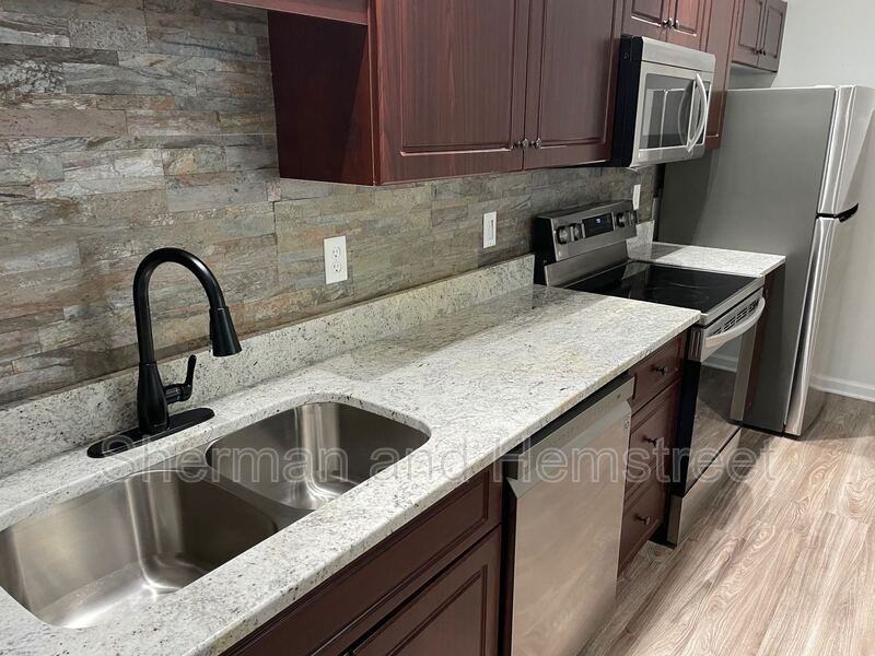 3301 London Ct #3301-201 - Photo 4 of 11