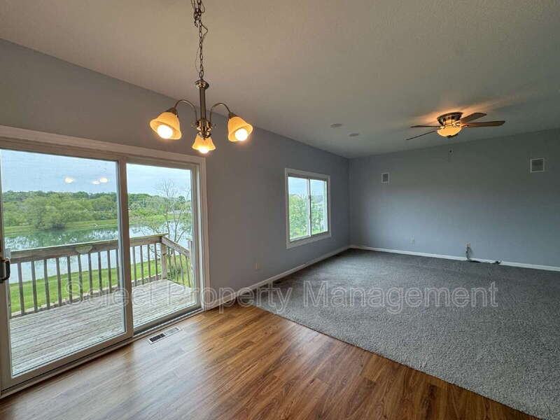 7518 Ravens Stone Dr - Photo 6 of 32