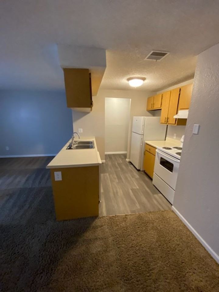 2701 S. Emporia St. - Photo 2 of 50