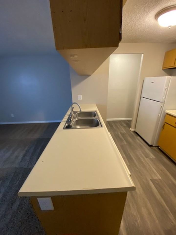 2701 S. Emporia St. - Photo 3 of 50