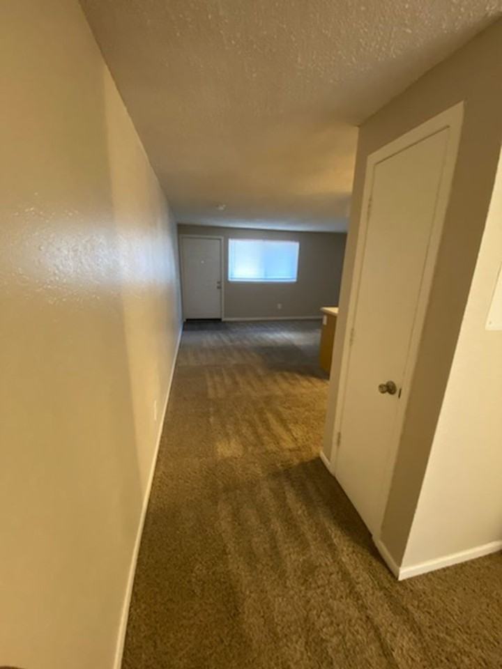 2701 S. Emporia St. - Photo 4 of 50