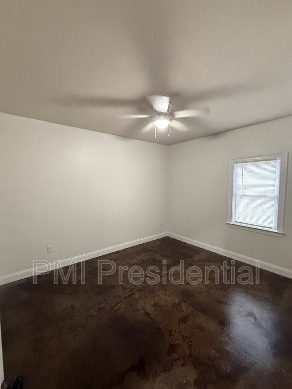 1107 N 27th St - Photo 6 of 21