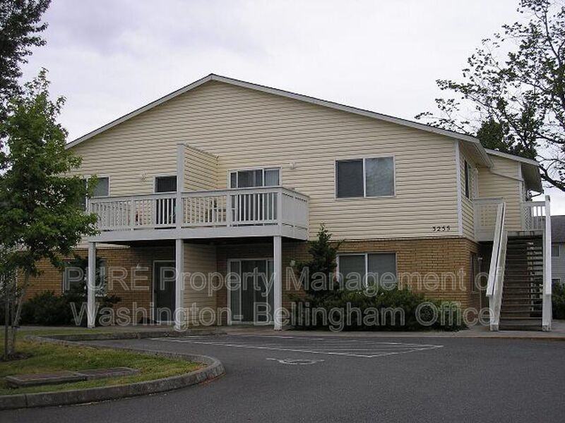 3255 Racine St #102 - Photo 4 of 13