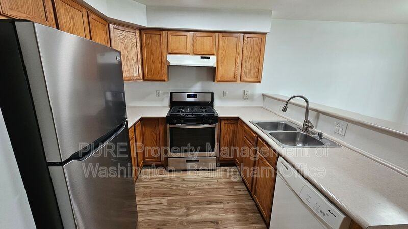 3255 Racine St #102 - Photo 5 of 13
