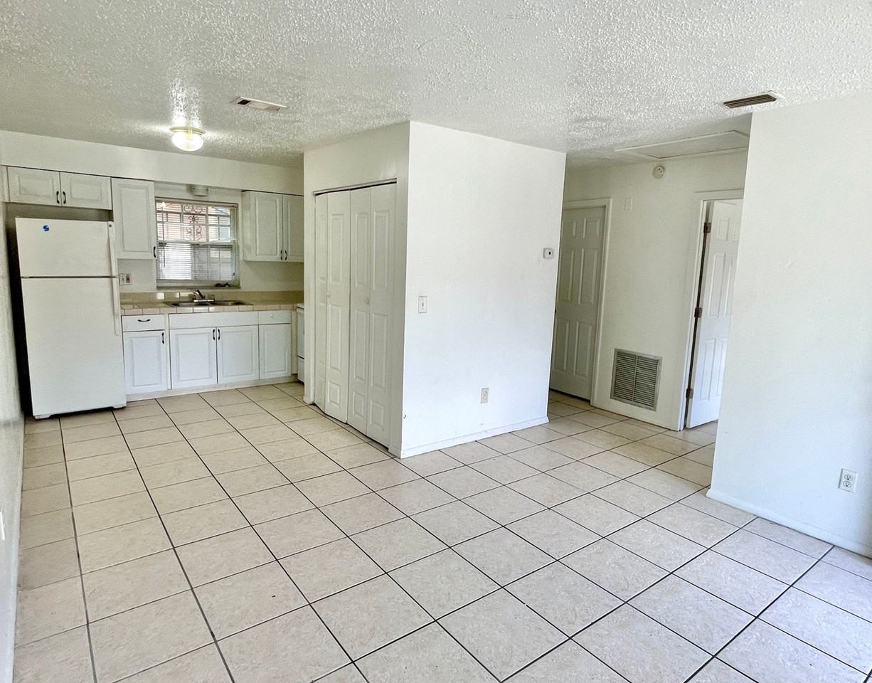 Spacious 2 - Photo 3 of 6
