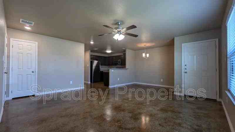 1526 Vani Ct - Photo 2 of 10