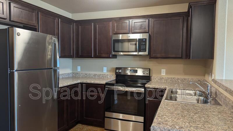 1526 Vani Ct - Photo 4 of 10