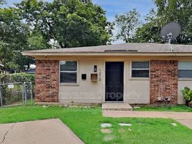 1215 Lowe St - Photo 1 of 1