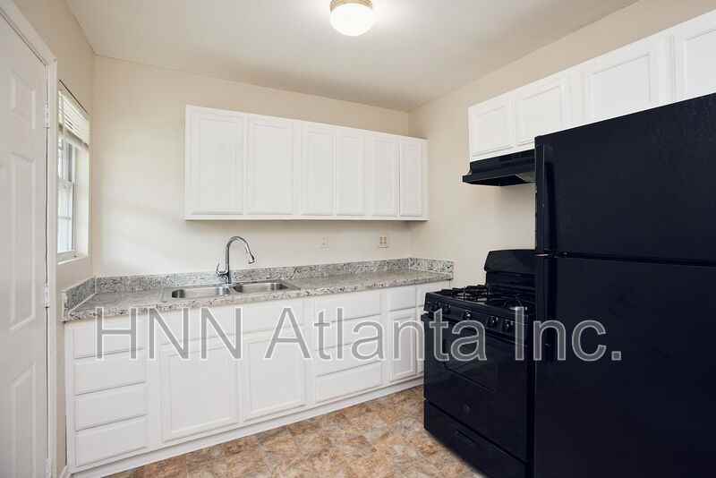 158 Hedges St Se - Photo 5 of 13